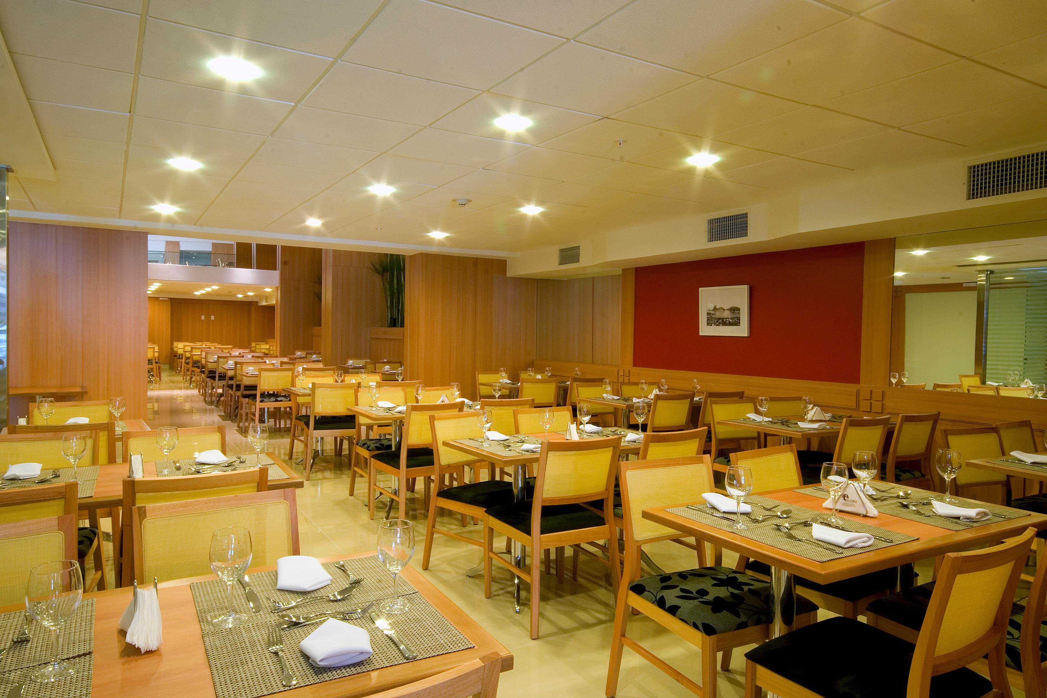 Hotel Atlântico Business Centro Rio de Janeiro Esterno foto A restaurant in Belgrade