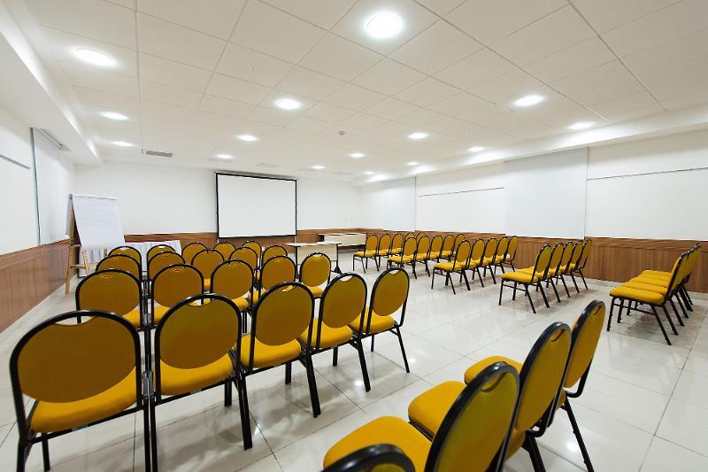 Hotel Atlântico Business Centro Rio de Janeiro Esterno foto The conference hall of the library