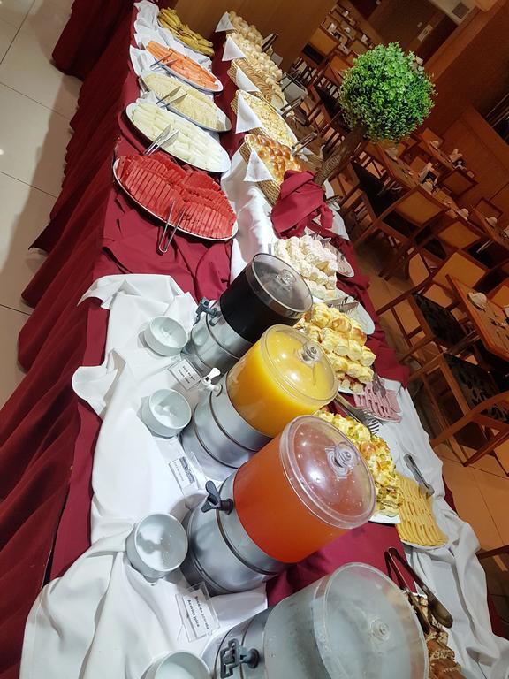 Hotel Atlântico Business Centro Rio de Janeiro Esterno foto Breakfast buffet at a hotel